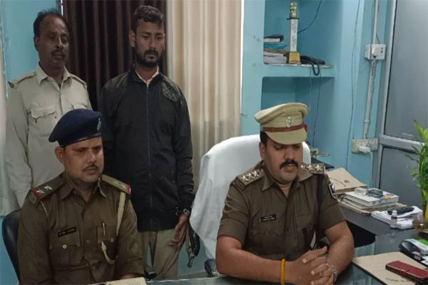मुजफ्फरपुर : महिला की दोनों किडनी निकालने वाला मुख्य आरोपी पवन कुमार गिरफ्तार, भूटान भागने की थी तैयारी