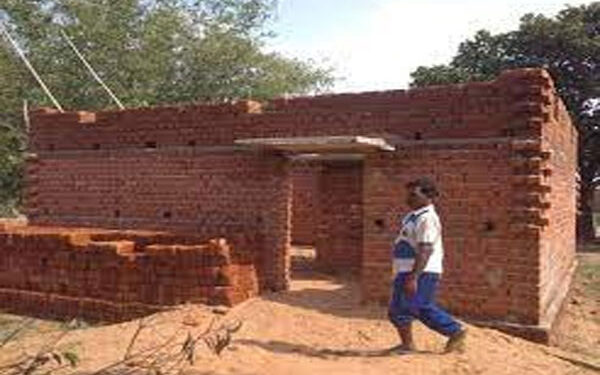 प्रधानमंत्री आवास योजना : रांची जिले में आखिर 58 दिनों में 8871 मकान कैसे बन पायेंगे