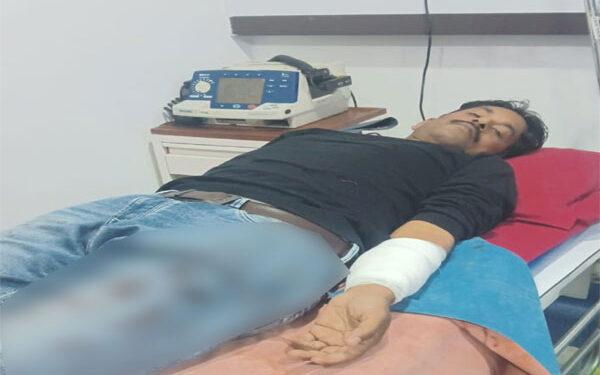 रांची: बीजेपी ओबीसी मोर्चा के मंत्री को अपराधियों ने मारी गोली, मेडिका में भर्ती