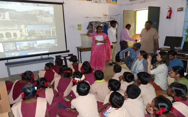 1000 स्कूलों में 820 को बनाया गया स्मार्ट क्लास, नीति आयोग की पहल से हो रहा काम