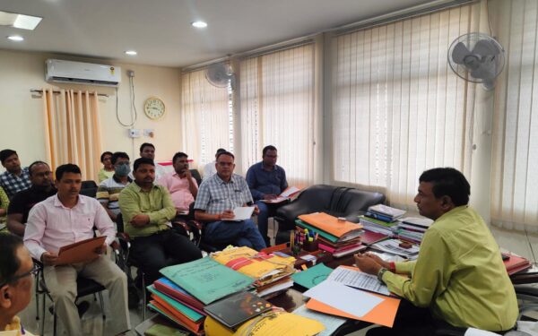 डीडीसी ने की जिला गंगा समिति की बैठक, गंगा स्वच्छता पखवाड़ा पर चर्चा
