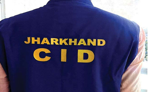 CID ने महाराष्ट्र से बरामद लड़की को उसके परिजनों को सौंपने का दिया निर्देश