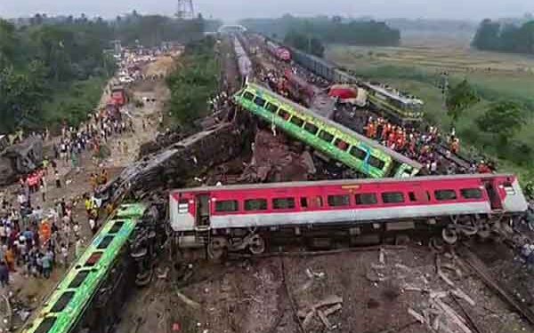 कांग्रेस ने बालासोर रेल हादसे की सीबीआई जांच कराने की घोषणा को हेडलाइन मैनेजमेंट करार दिया