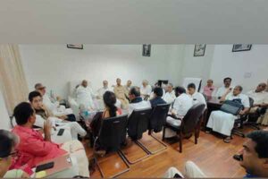 INDIA के घटक दलों की बैठक, मानसून सत्र में सरकार को घेरने की रणनीति पर चर्चा की