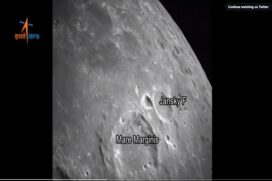 चंद्रयान-3 : बस कुछ घंटे का इंतजार और.. विक्रम लैंडर चांद की सतह पर सॉफ्ट लैंडिंग को तैयार..