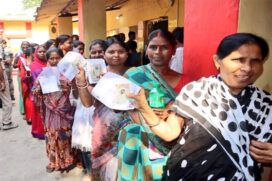 झारखंड लोस चुनाव : शाम 7 बजे तक रांची में 58.73%, धनबाद में 58.90%, जमशेदपुर में 66.79% और गिरिडीह में 65.44% मतदान