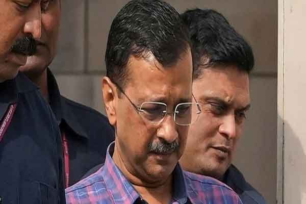 केजरीवाल ने शराब नीति घोटाला मामले में अपनी गिरफ्तारी को सुप्रीम कोर्ट में चुनौती दी