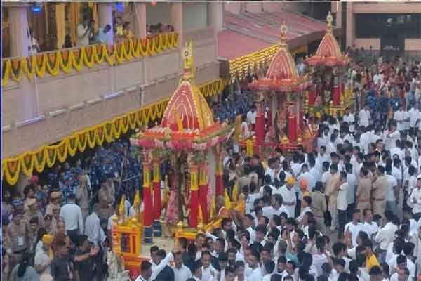 अहमदाबाद में भगवान जगन्नाथ की रथ यात्रा शुरू, अमित शाह ने की आरती, पुरी में अनुष्ठान जारी   