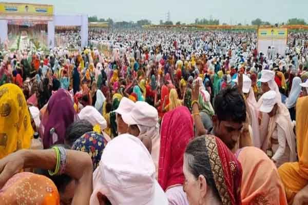 हाथरस भगदड़ : एसआईटी की रिपोर्ट पर एसडीएम, सीओ समेत छह  निलंबित, SC में  जनहित याचिका सूचीबद्ध