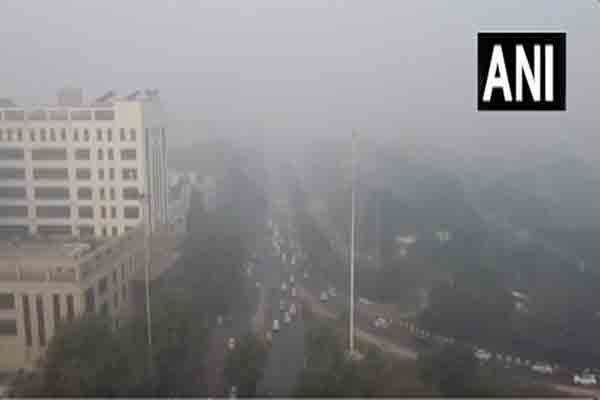 दिल्ली की जहरीली हवा में सांस लेना मुश्किल, AQI 430 पहुंचा, अशोक विहार में 474 दर्ज