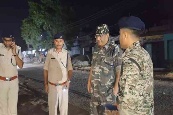 गोड्डा : अपराधियों की गोली से घायल व्यक्ति की मौत, परिजनों ने डॉक्टर के साथ की मारपीट