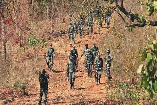 छत्तीसगढ़ : अबूझमाड़ के जंगलों में एनकाउंटर, सुरक्षा बलों ने सात नक्सली मार गिराये