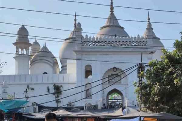 अब अलीगढ़ जामा मस्जिद को लेकर विवाद, शिव मंदिर होने का दावा, कोर्ट सुनवाई को तैयार