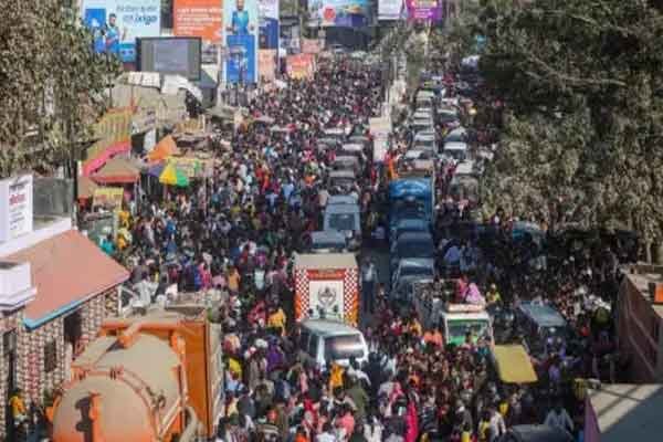 महाकुंभ : प्रयागराज- अयोध्या-वाराणसी, हर कहीं जाम ही जाम, योगी का अधिकारियों को निर्देश, जाम से निबटें