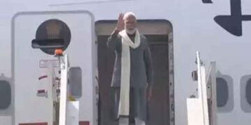 पीएम मोदी फ्रांस रवाना, राष्ट्रपति मैक्रों के साथ डिनर आज शाम, 12 फरवरी को अमेरिका जायेंगे