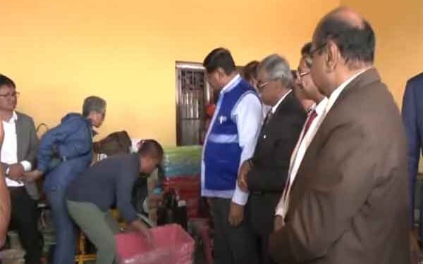 सुप्रीम कोर्ट के जजों का छह सदस्यीय प्रतिनिधिमंडल मणिपुर पहुंचा,चुराचांदपुर के राहत शिविर का दौरा किया